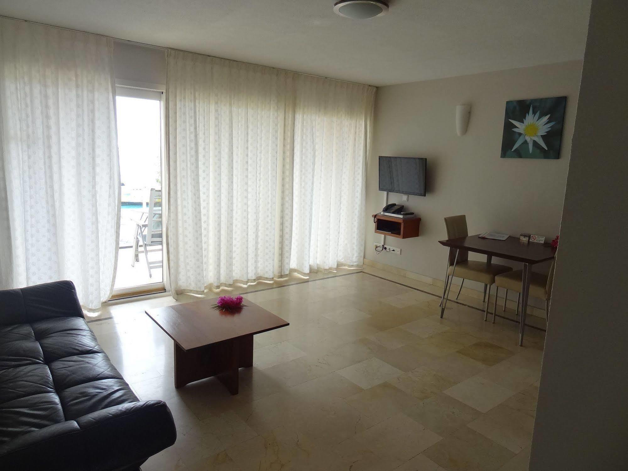 Bonaire Seaside Apartments 外观 照片